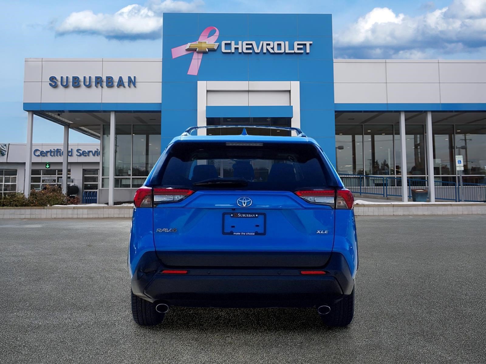 Used 2020 Toyota RAV4 XLE w/ Convenience Package FWD image 6