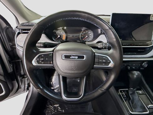 Used 2022 Jeep Compass Latitude w/ Convenience Group image 13