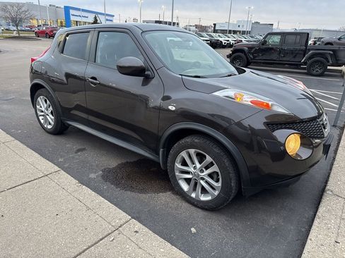 Used 2012 Nissan Juke SL image 2