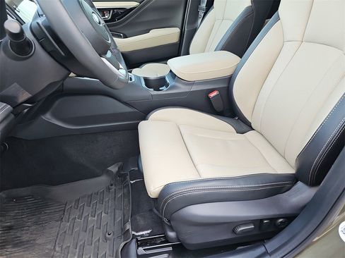 Certified 2025 Subaru Outback Limited image 15