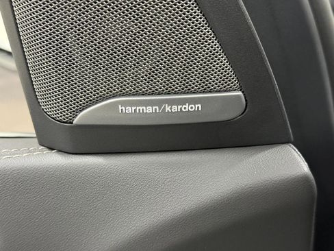 New 2026 BMW X5 xDrive50e image 23