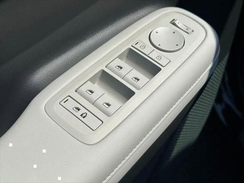 Used 2026 Hyundai Santa Fe SEL image 9