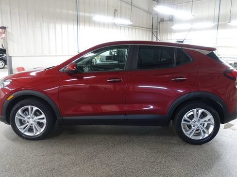 Used 2021 Buick Encore GX Preferred w/ Cold Weather Comfort Package FWD image 4