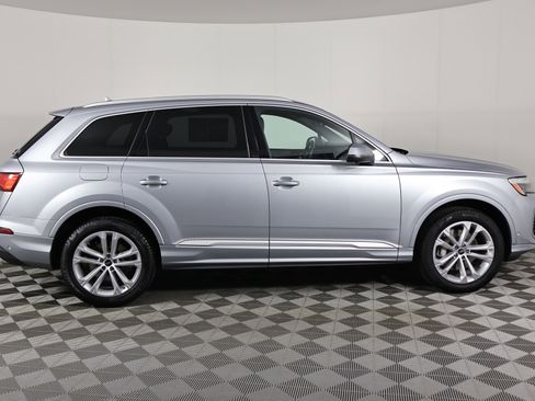 Used 2025 Audi Q7 Premium Plus image 5