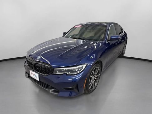 Used 2020 BMW 330i xDrive Sedan w/ Convenience Package AWD/4WD image 4