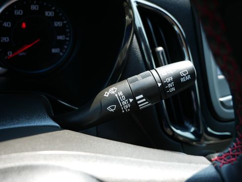 Used 2024 Chevrolet Equinox RS AWD/4WD image 29