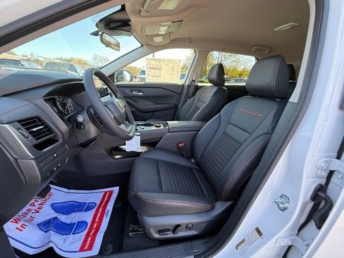 New 2026 Nissan Rogue SV image 12