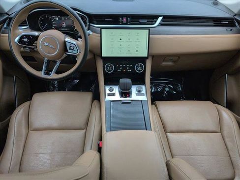 Used 2022 Jaguar F-PACE S image 19