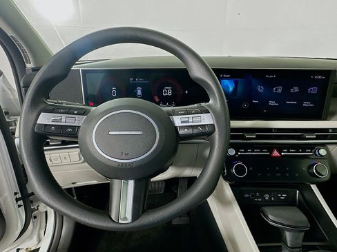 Certified 2025 Hyundai Tucson SEL image 11