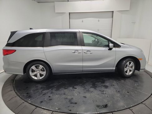 Used 2019 Honda Odyssey EX image 11