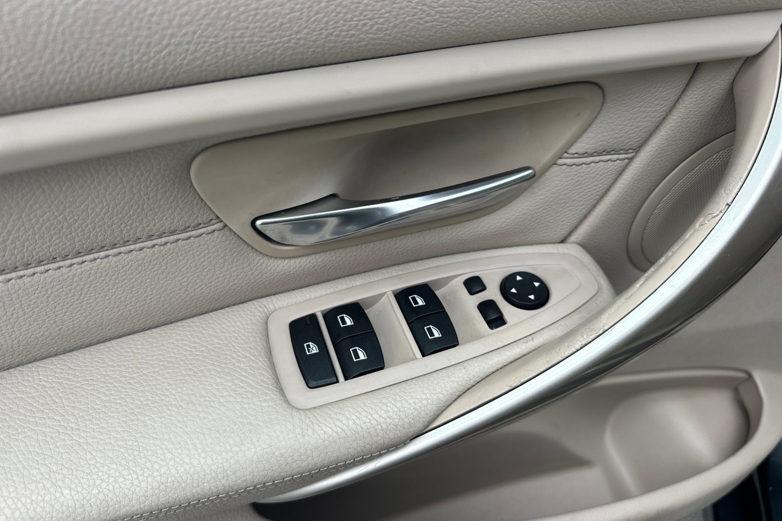 Used 2012 BMW 328i Sedan RWD image 14