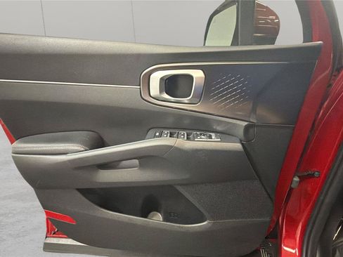 Used 2022 Kia Sorento S FWD image 23