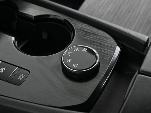 Certified 2022 Nissan Rogue SV AWD/4WD image 19