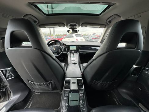 Used 2014 Porsche Panamera S image 15