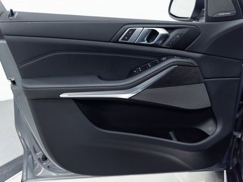 Certified 2024 BMW X5 xDrive40i w/ Premium Package image 11