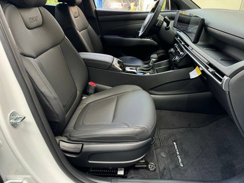New 2025 Hyundai Santa Cruz XRT AWD/4WD image 18