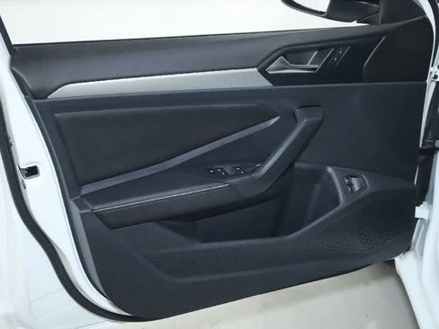 Certified 2024 Volkswagen Jetta Sport FWD image 15