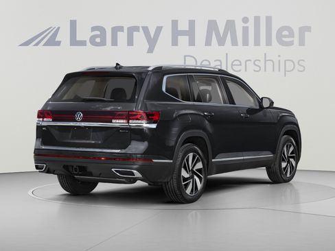 Used 2025 Volkswagen Atlas SEL AWD/4WD image 2