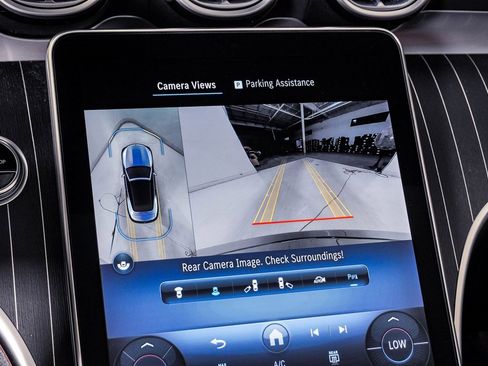 Used 2024 Mercedes-Benz CLE 450 4MATIC Cabriolet image 28