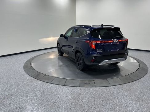 New 2026 Kia Seltos EX image 7