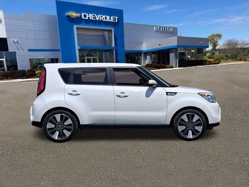 Used 2015 Kia Soul ! w/ Sun & Sound Package FWD image 26