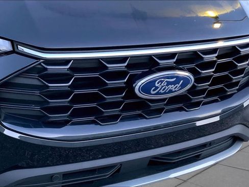 Used 2025 Ford Escape ST-Line AWD/4WD image 29