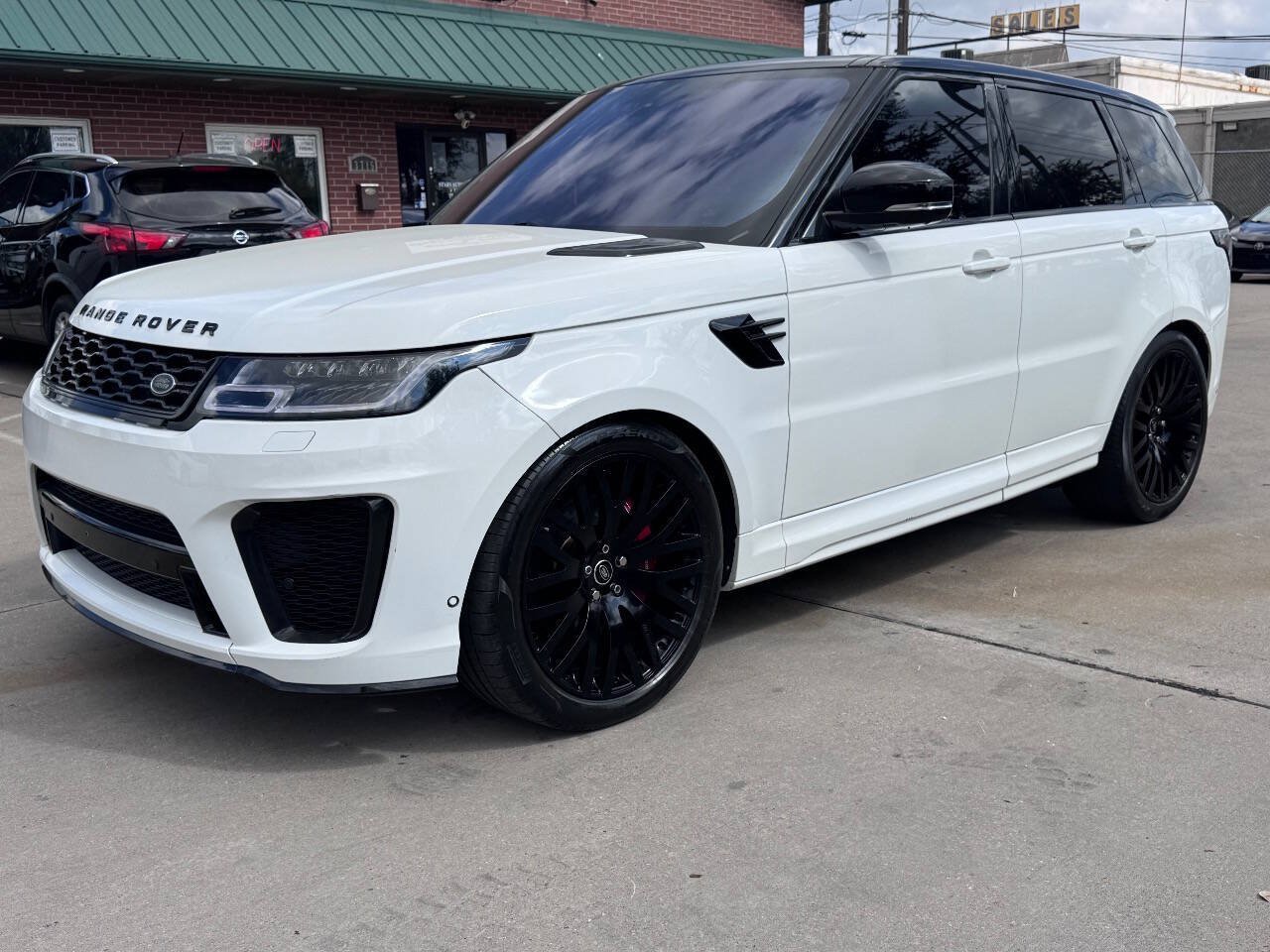 Used 2016 Land Rover Range Rover Sport Supercharged AWD/4WD image 1