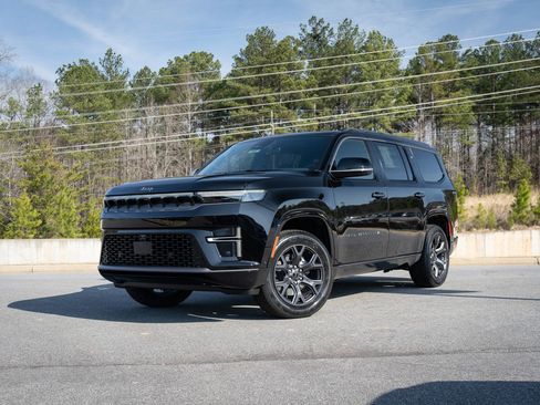 New 2026 Jeep Grand Wagoneer Limited w/ Premium Group II image 1