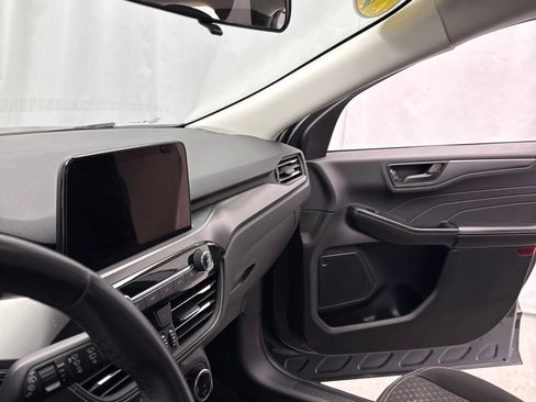 Used 2024 Ford Escape Active AWD/4WD image 21