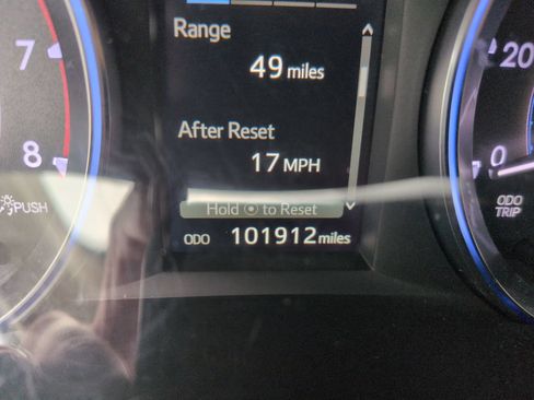 Used 2016 Toyota Highlander Limited AWD/4WD image 16