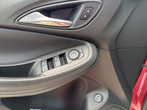 Used 2021 Buick Encore GX Select w/ Sport Touring Package image 11