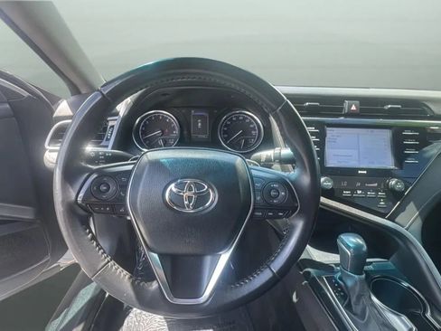 Used 2020 Toyota Camry SE w/ Carpet Mat Package FWD image 24