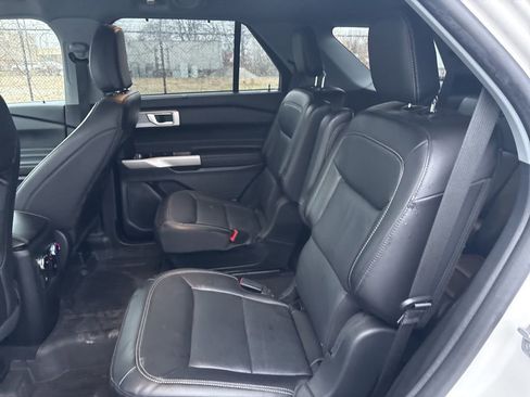 Used 2023 Ford Explorer Limited w/ Equipment Group 301A image 26