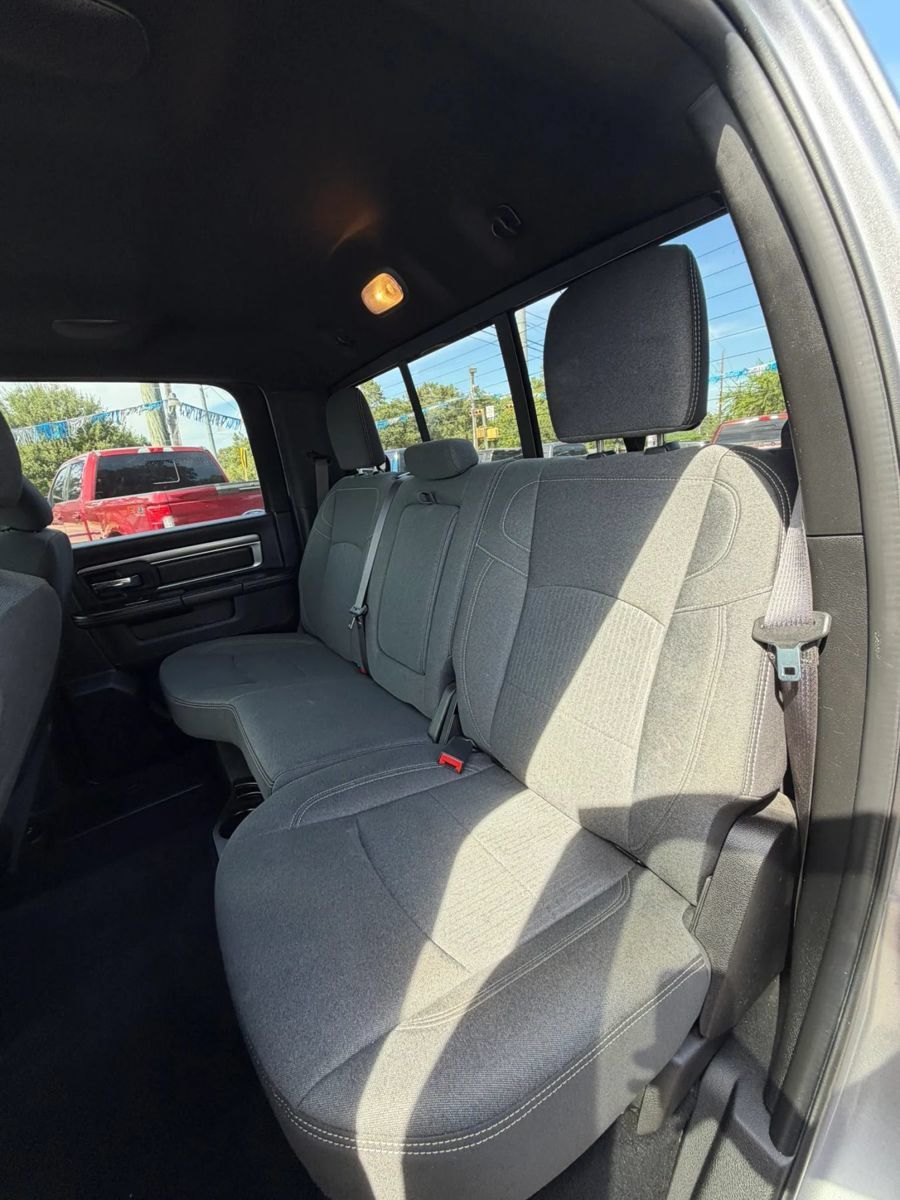 Used 2021 RAM 1500 Warlock AWD/4WD image 16