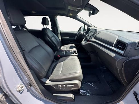 Used 2025 Honda Odyssey Sport-L image 14