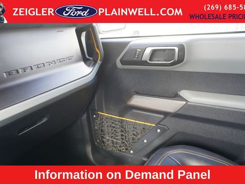 Used 2022 Ford Bronco Badlands image 30