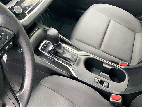 Used 2024 Toyota Corolla LE FWD image 22