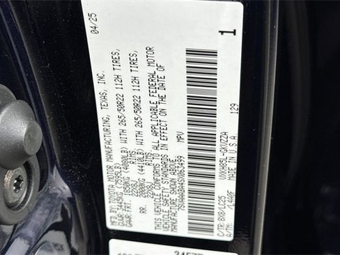 Used 2025 Toyota Sequoia Capstone image 24