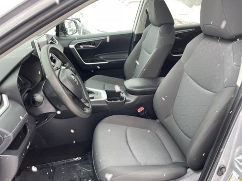 Certified 2024 Toyota RAV4 XLE image 22