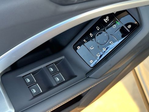 New 2025 Audi Q5 Premium Plus w/ Premium Plus image 13