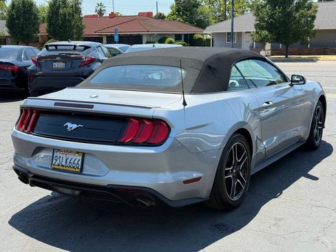 Used 2022 Ford Mustang Premium RWD image 7