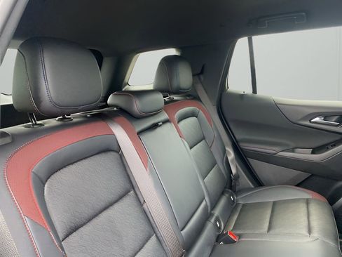 Used 2025 Chevrolet Equinox RS w/ Safety and Technology Package AWD/4WD image 18