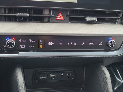 Used 2023 Kia Sportage X-Line image 11