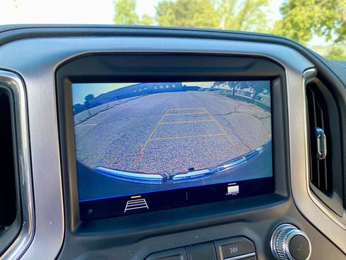 Used 2021 GMC Sierra 1500 Elevation image 4