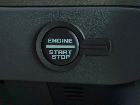 New 2025 Ford Bronco Badlands image 65