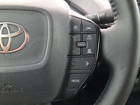 Certified 2025 Toyota Prius Limited FWD image 29