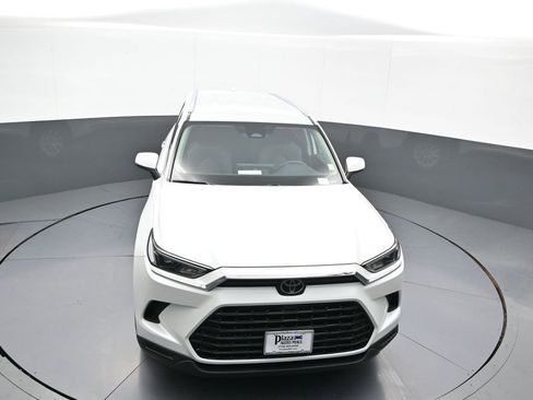 Certified 2026 Toyota Grand Highlander XLE image 36