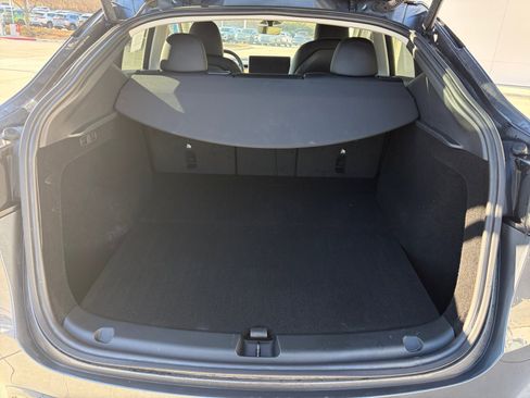 Used 2023 Tesla Model Y Performance image 11
