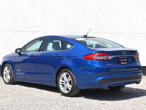Used 2018 Ford Fusion S FWD image 2