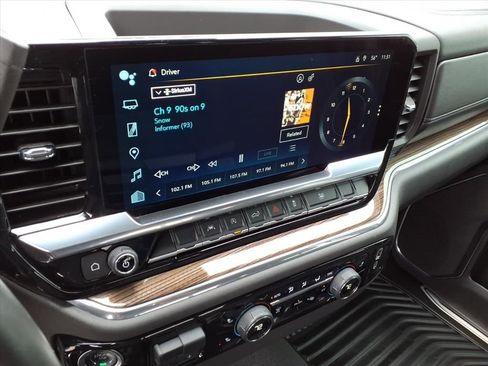 Used 2024 Chevrolet Silverado 1500 LT w/ Convenience Package II image 22